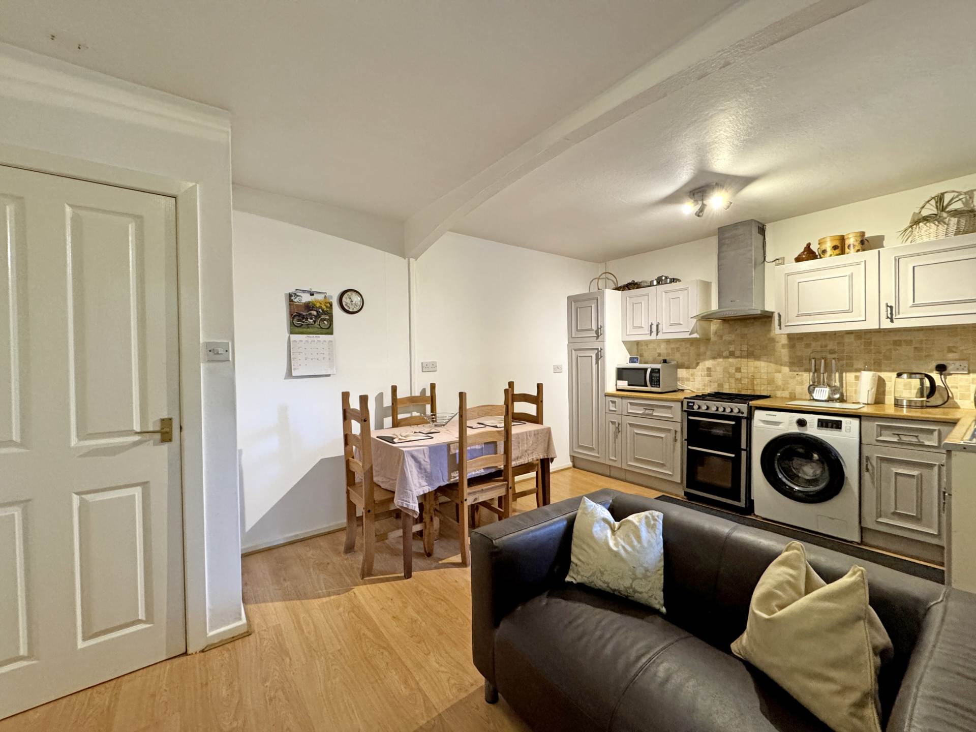 Park Crescent, Ashton-Under-Lyne, Image 9