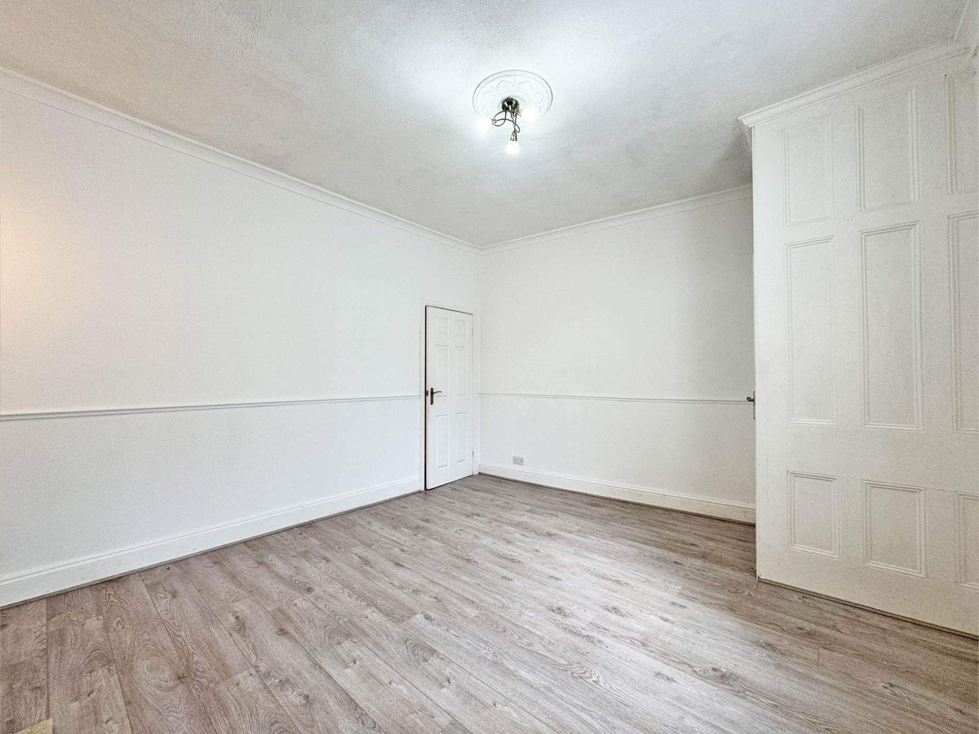 Milnrow Road, Shaw, Oldham, Image 11