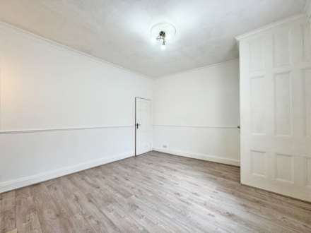 Milnrow Road, Shaw, Oldham, Image 11