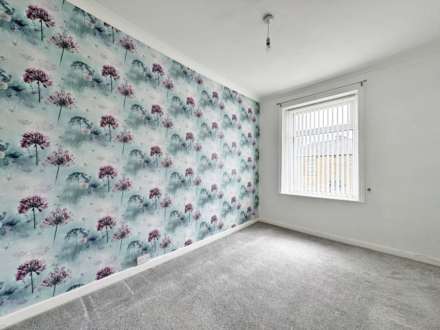 Milnrow Road, Shaw, Oldham, Image 12