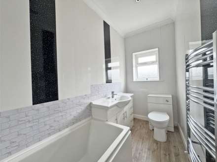 Milnrow Road, Shaw, Oldham, Image 2