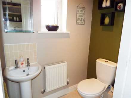 Windmill Close, Royton, Image 10