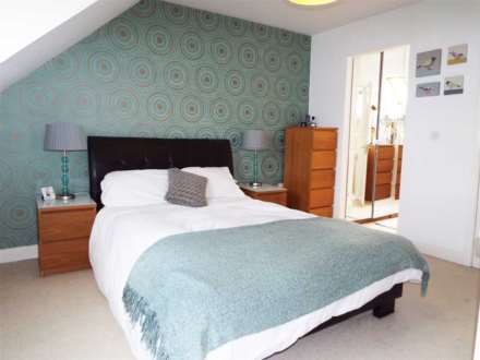 Windmill Close, Royton, Image 12