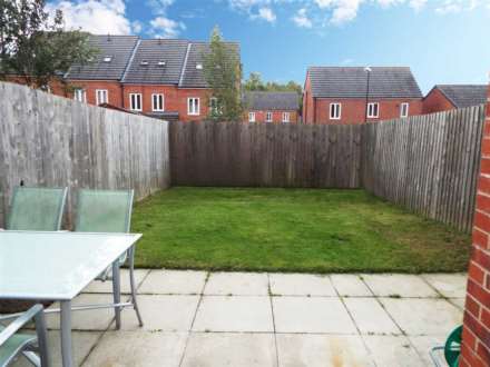 Windmill Close, Royton, Image 19