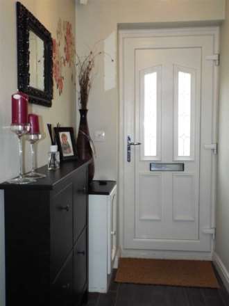 Windmill Close, Royton, Image 2