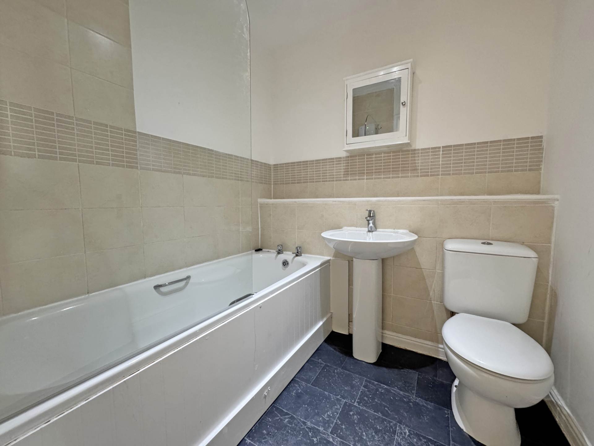Sefton Close, Sholver, Image 10
