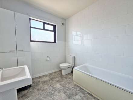 Fraser Street, Shaw, Image 13