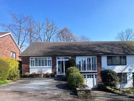 Thorncliffe Park, Royton, Image 1