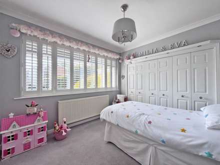 Thorncliffe Park, Royton, Image 13