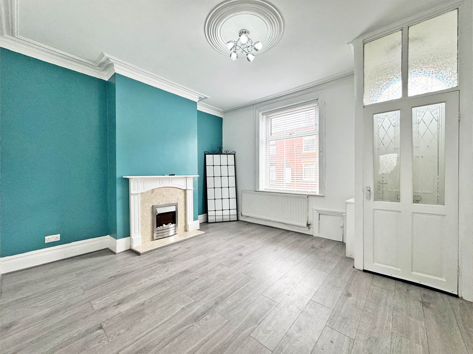 Coalshaw Green Road, Chadderton, Image 2