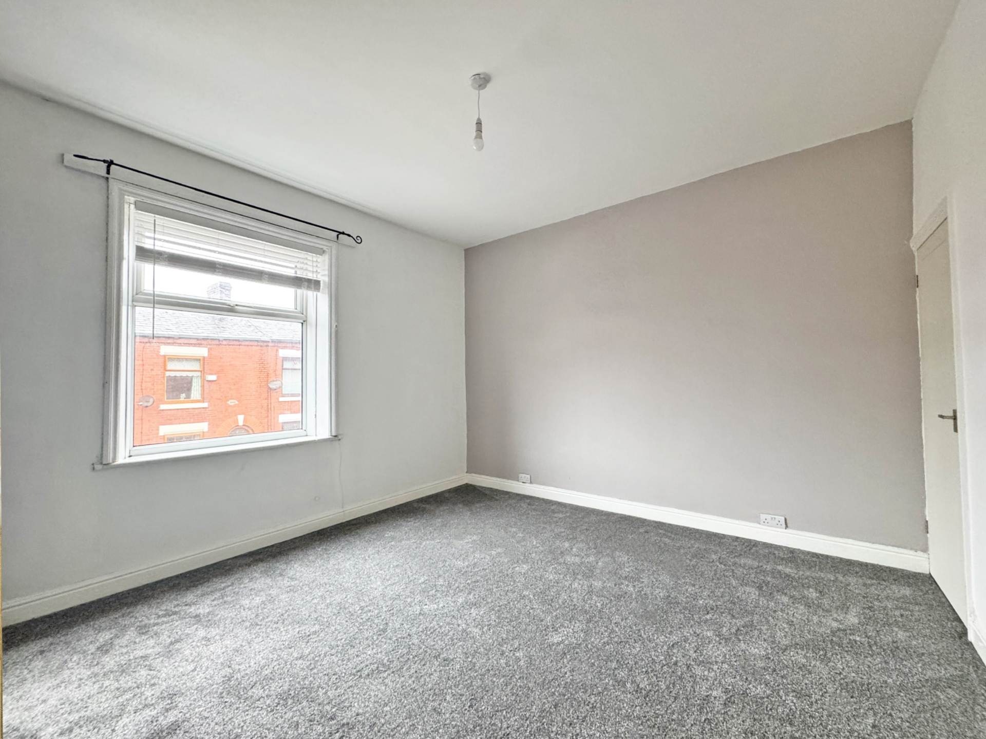 Coalshaw Green Road, Chadderton, Image 7