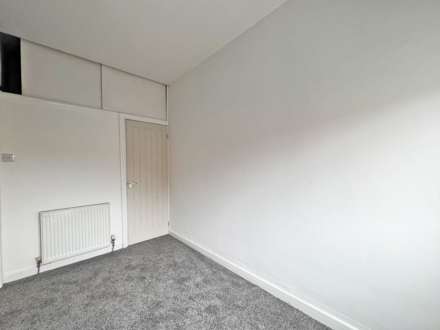 Coalshaw Green Road, Chadderton, Image 10