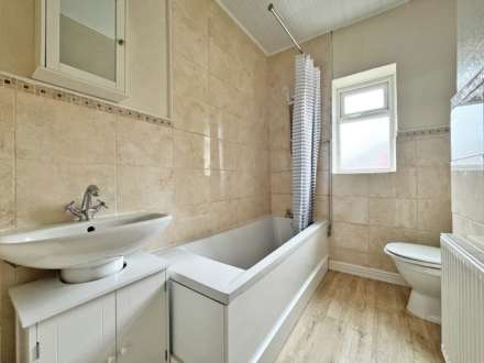 Coalshaw Green Road, Chadderton, Image 12