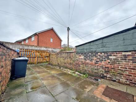 Coalshaw Green Road, Chadderton, Image 13
