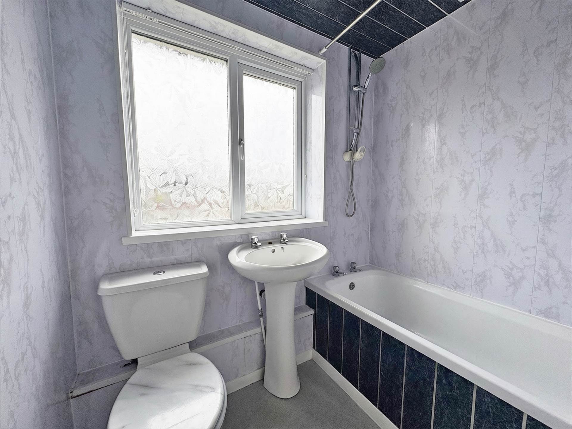 Blackshaw Lane, Royton, Image 14