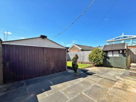 Clough Road, Oldham, Image 17