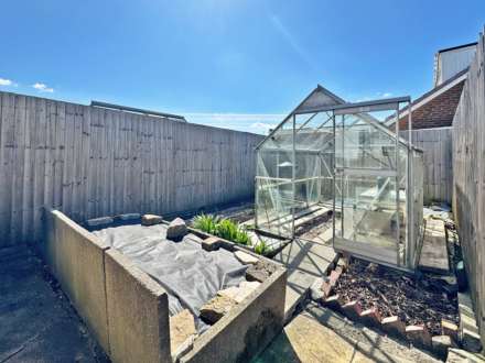 Clough Road, Oldham, Image 19