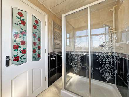 Clough Road, Oldham, Image 9