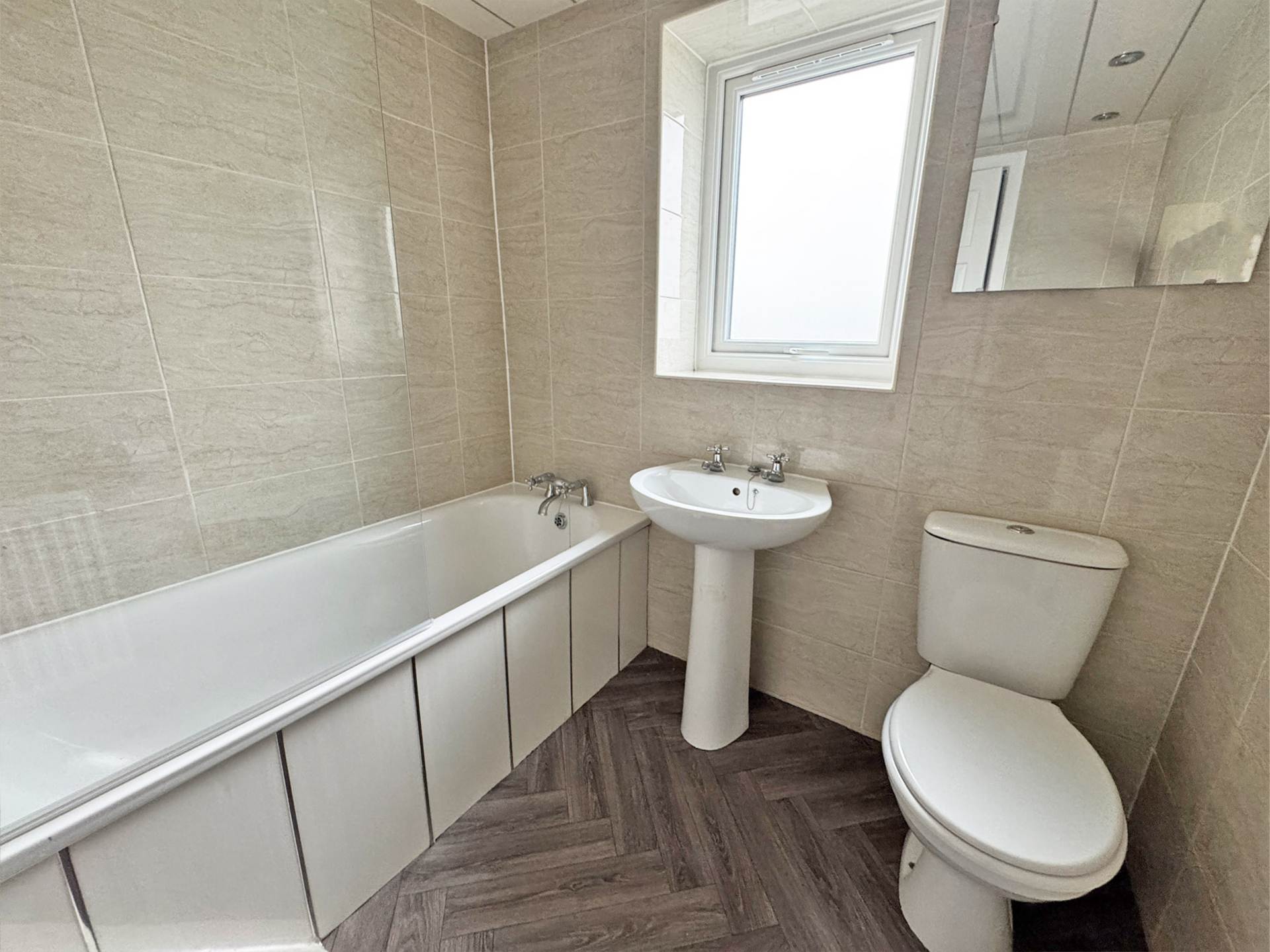 Milnrow Road, Shaw, Image 10