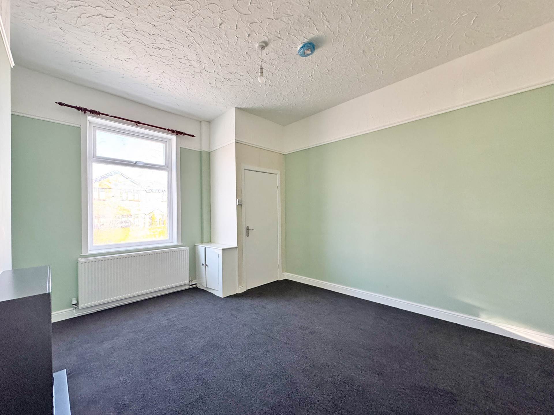 Shaw Road, Oldham, Image 3
