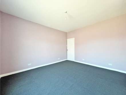 Shaw Road, Oldham, Image 7