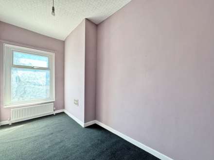 Shaw Road, Oldham, Image 8