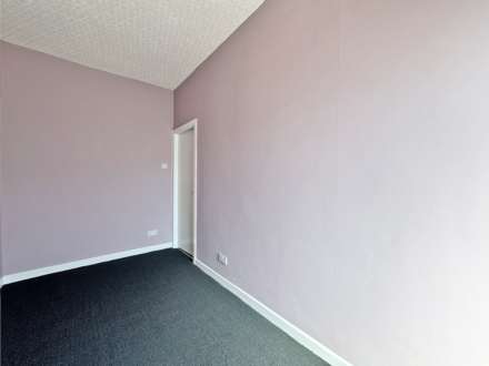 Shaw Road, Oldham, Image 9