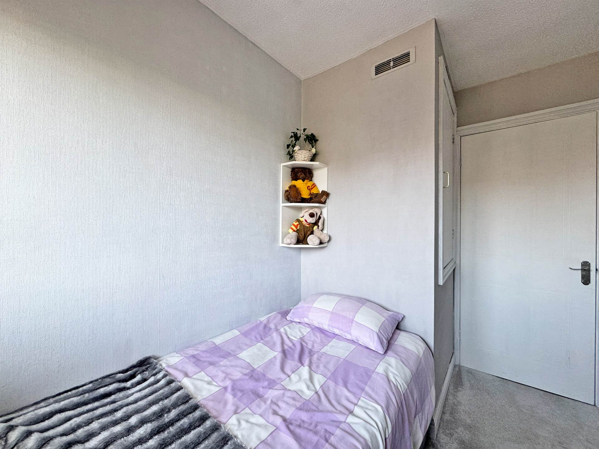 Bleasdale Street, Oldham, Image 12