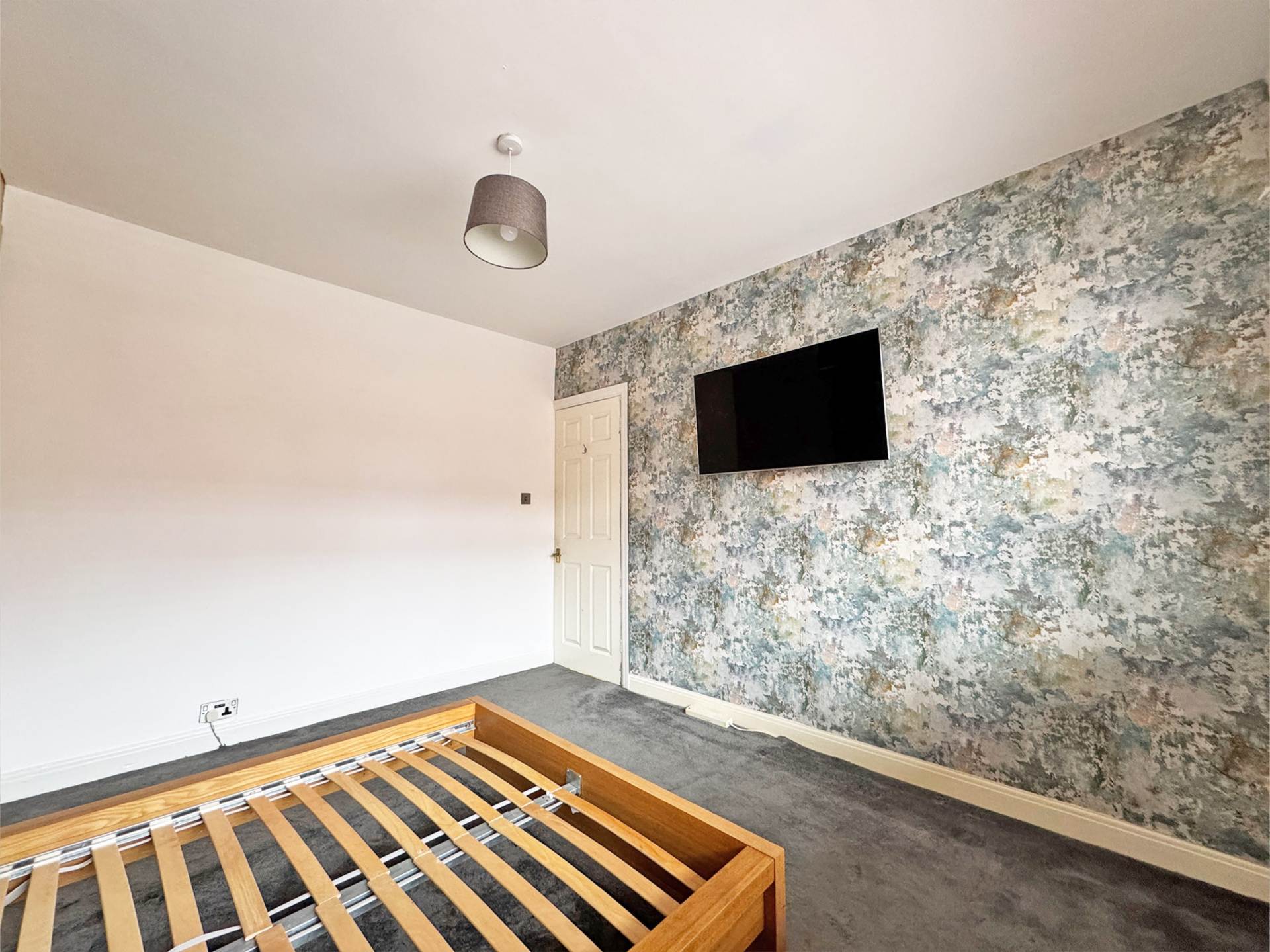 Clarence Street, Oldham, Image 15