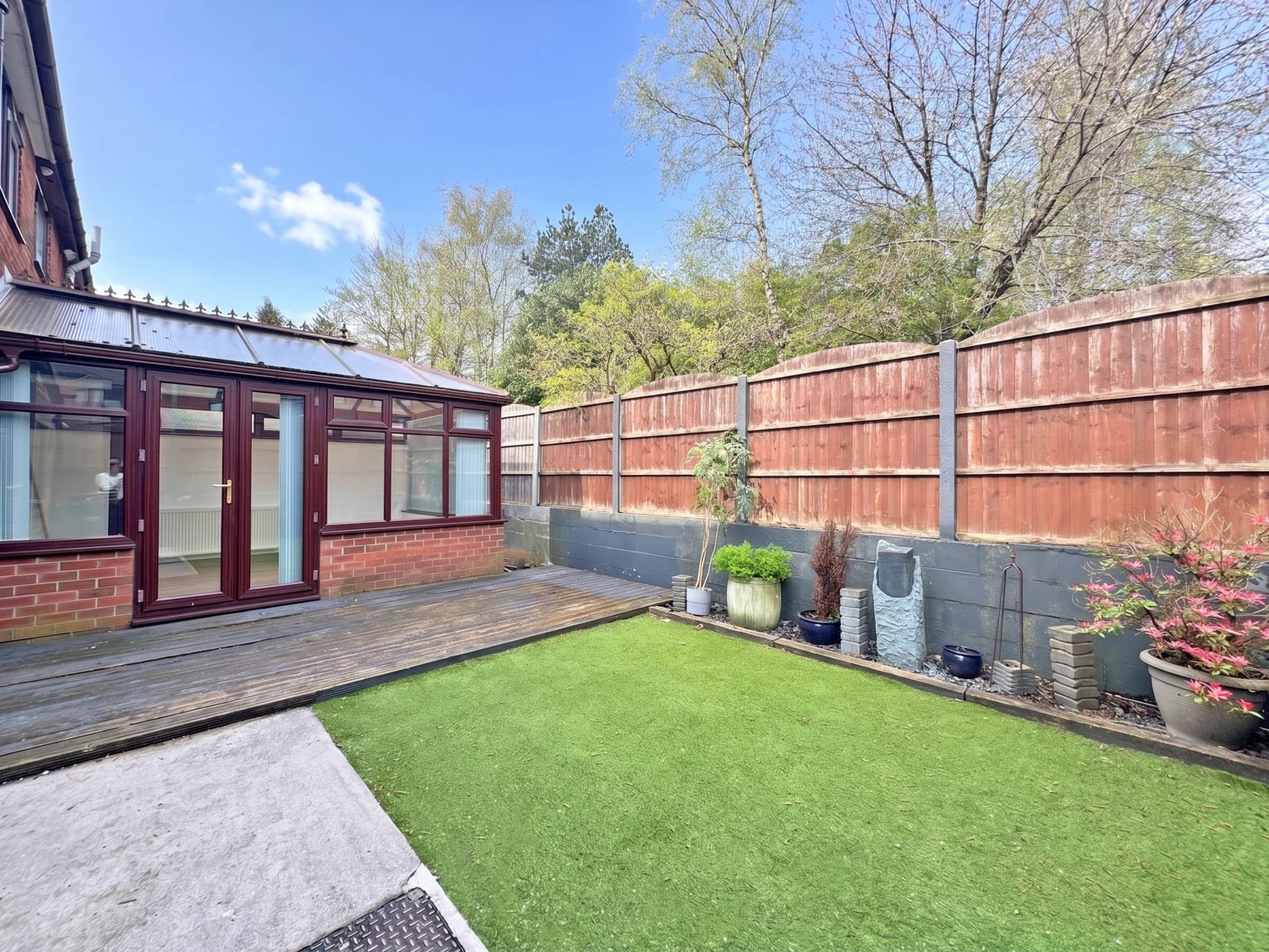 Clarence Street, Oldham, Image 22