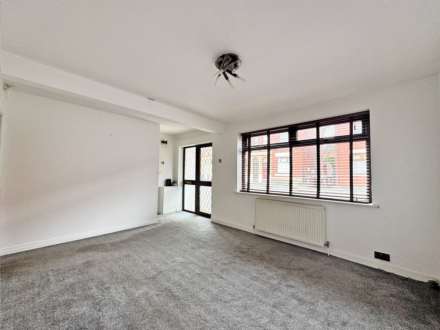 Clarence Street, Oldham, Image 2