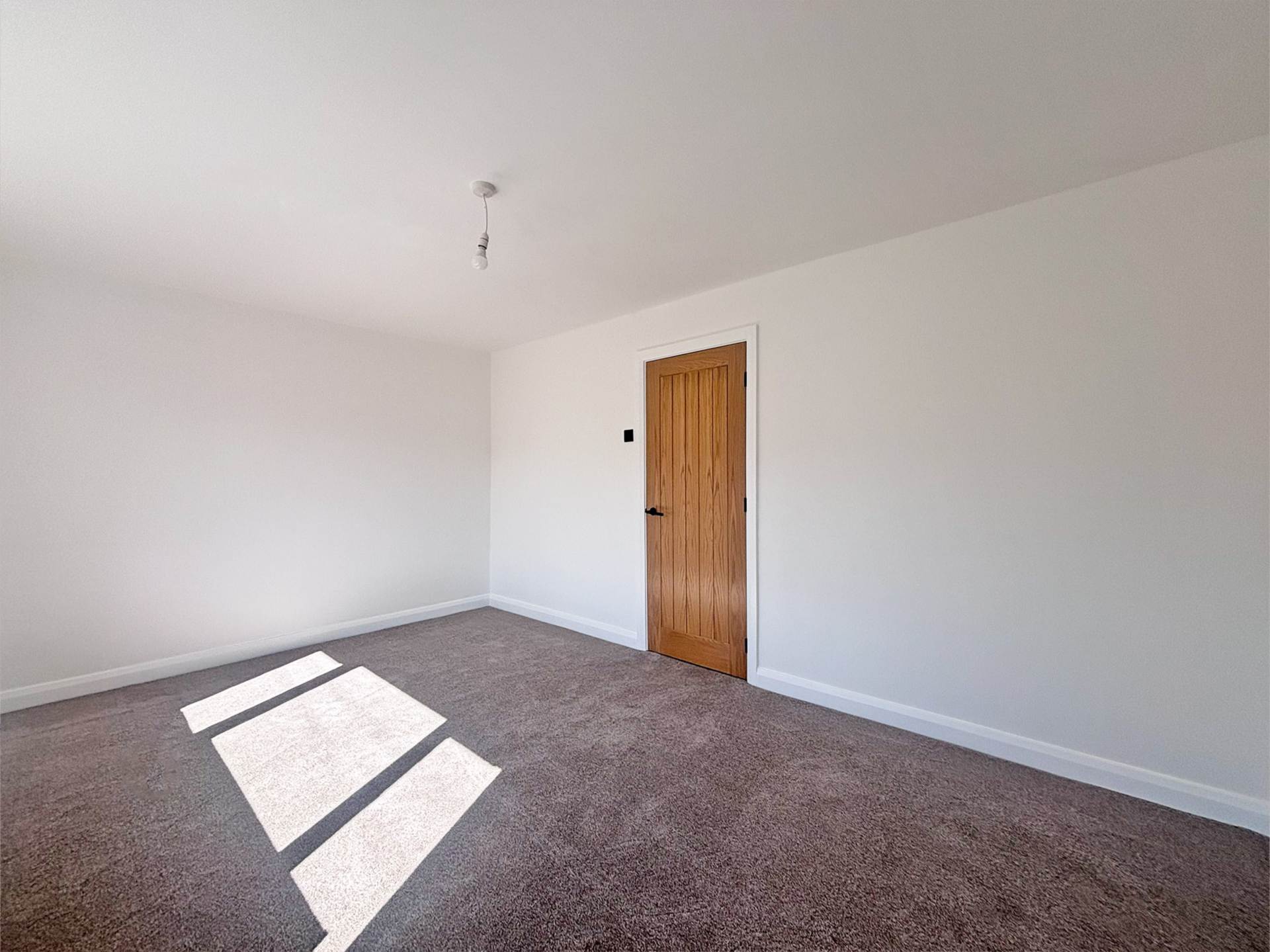 Pine Way, Lees, Image 12