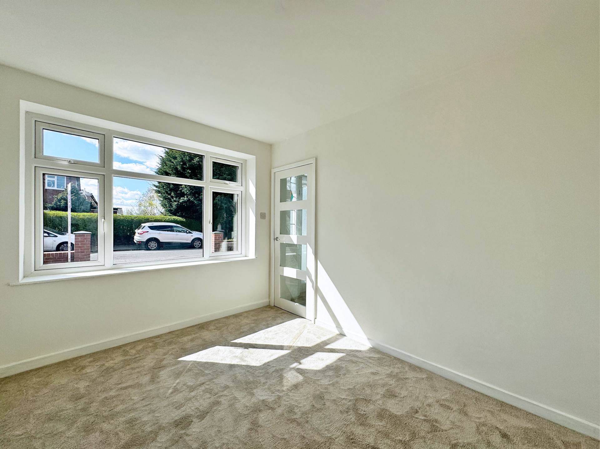 Edward Road, Shaw, Image 11