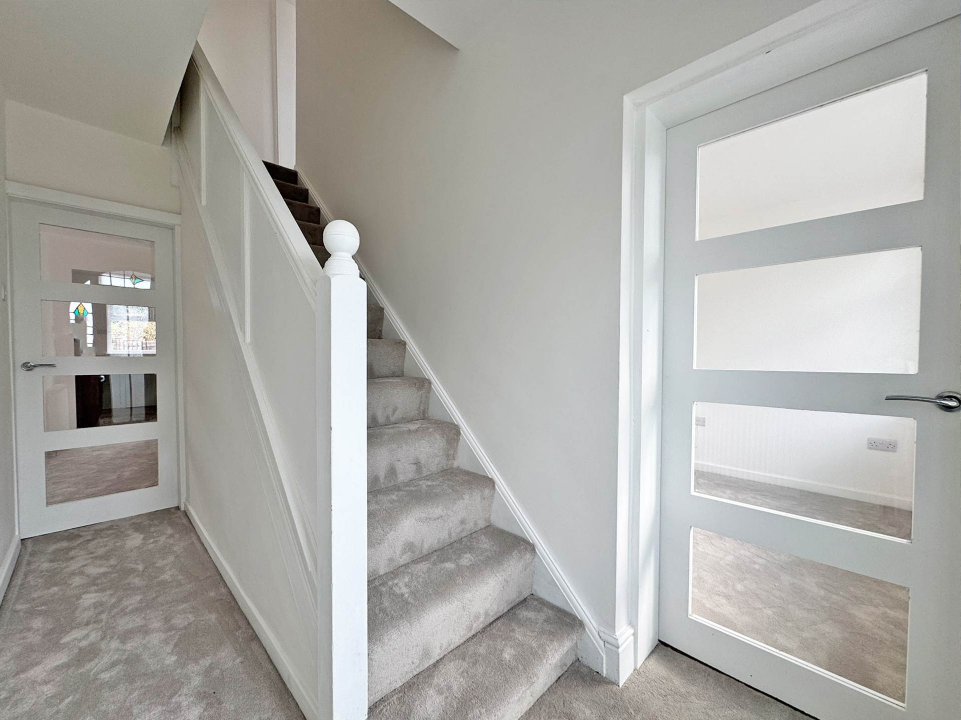 Edward Road, Shaw, Image 18