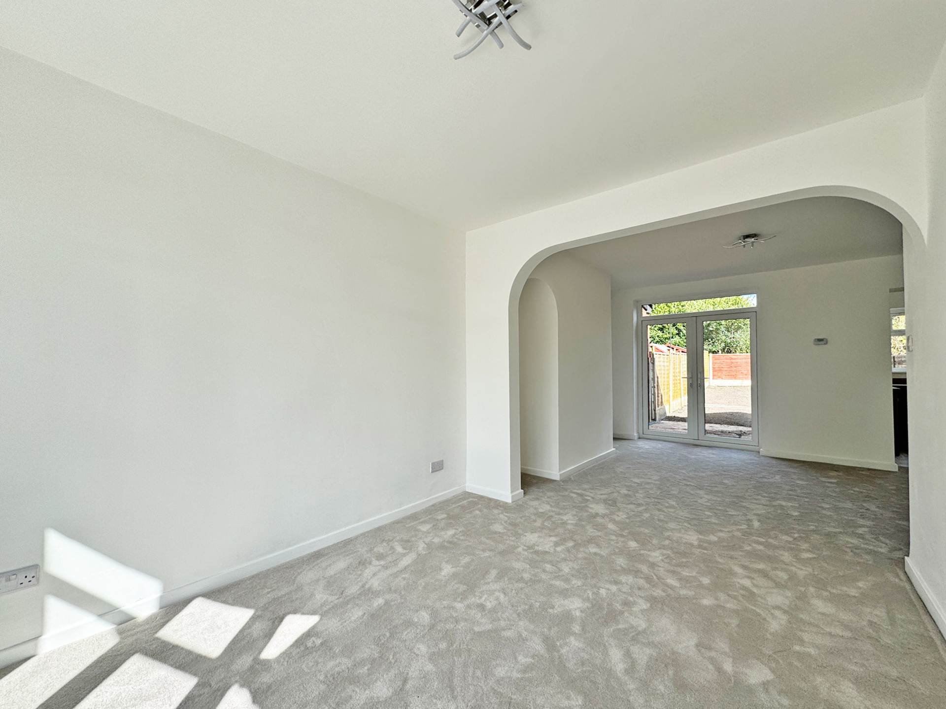 Edward Road, Shaw, Image 21