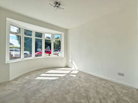 Edward Road, Shaw, Image 2