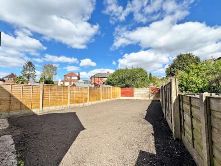 Edward Road, Shaw, Image 24