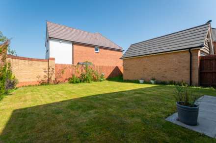 Celandine Close, Oldham, Image 24