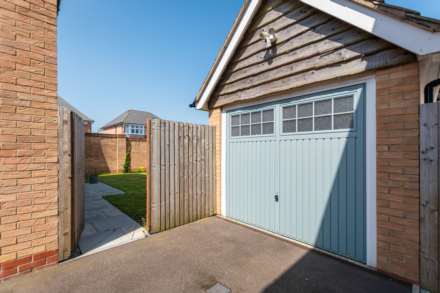 Celandine Close, Oldham, Image 25