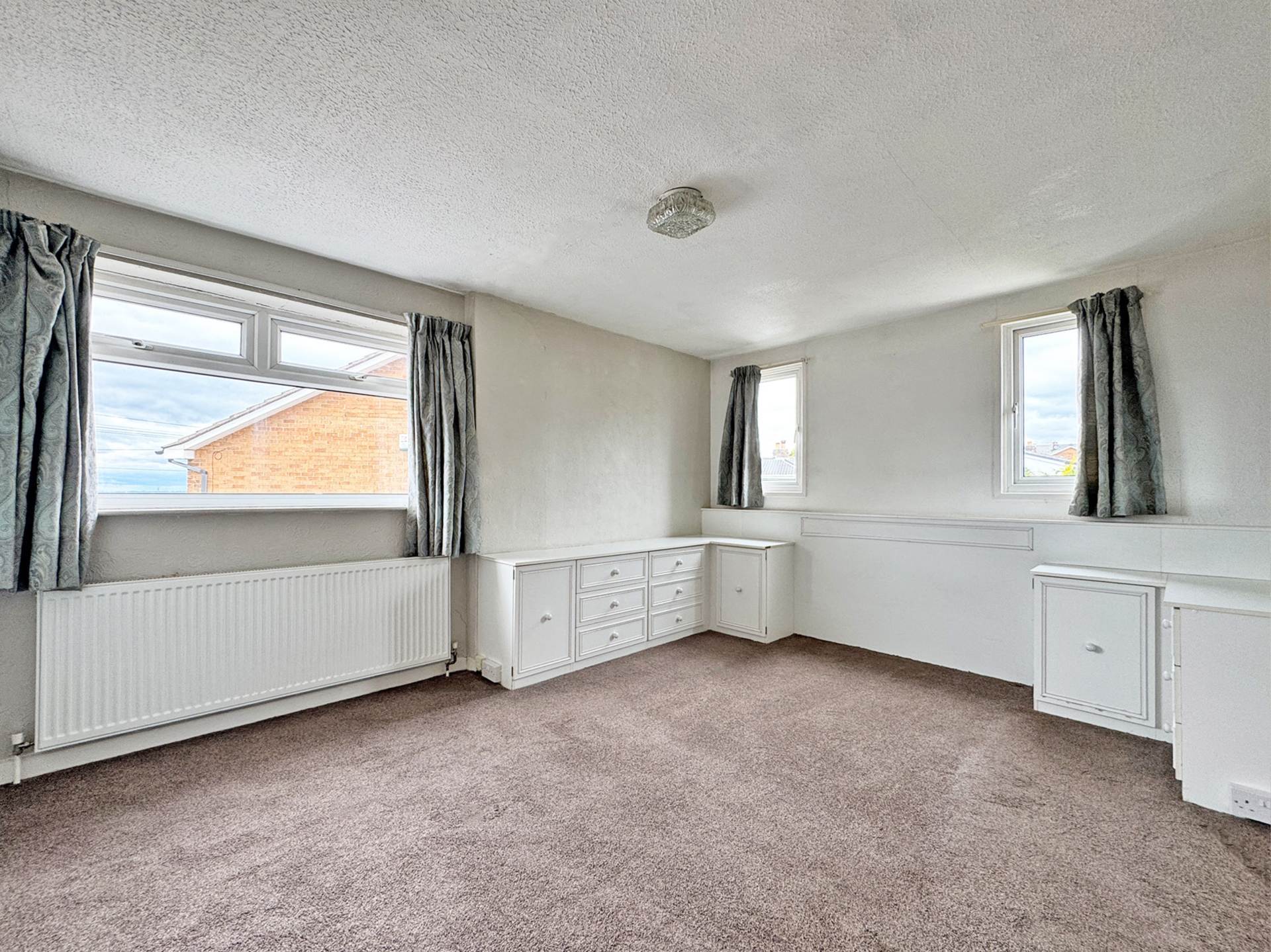 Lea View, Oldham, Image 11