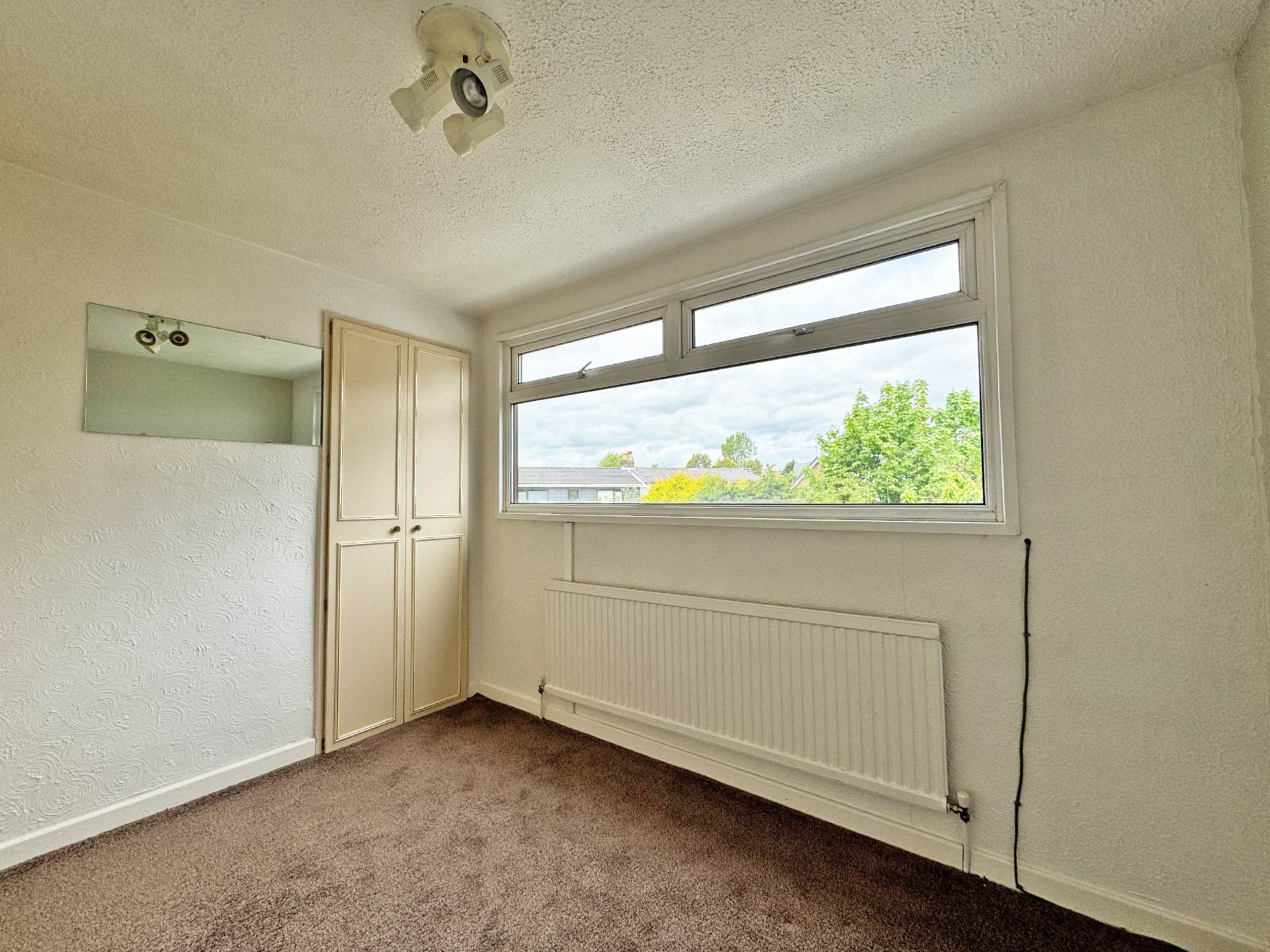Lea View, Oldham, Image 15