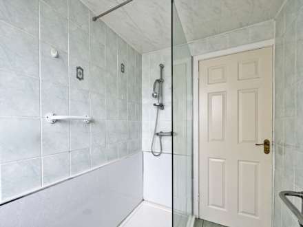 Lea View, Oldham, Image 9