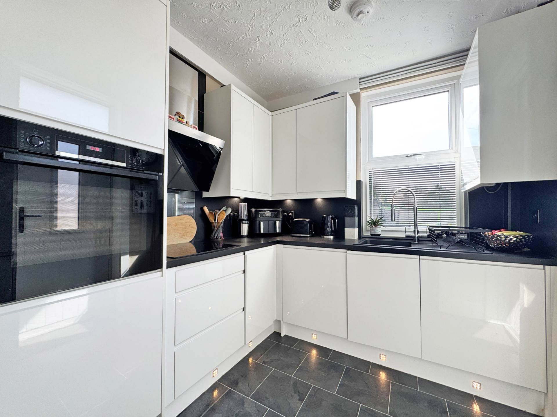 Water Street, Royton, Image 7