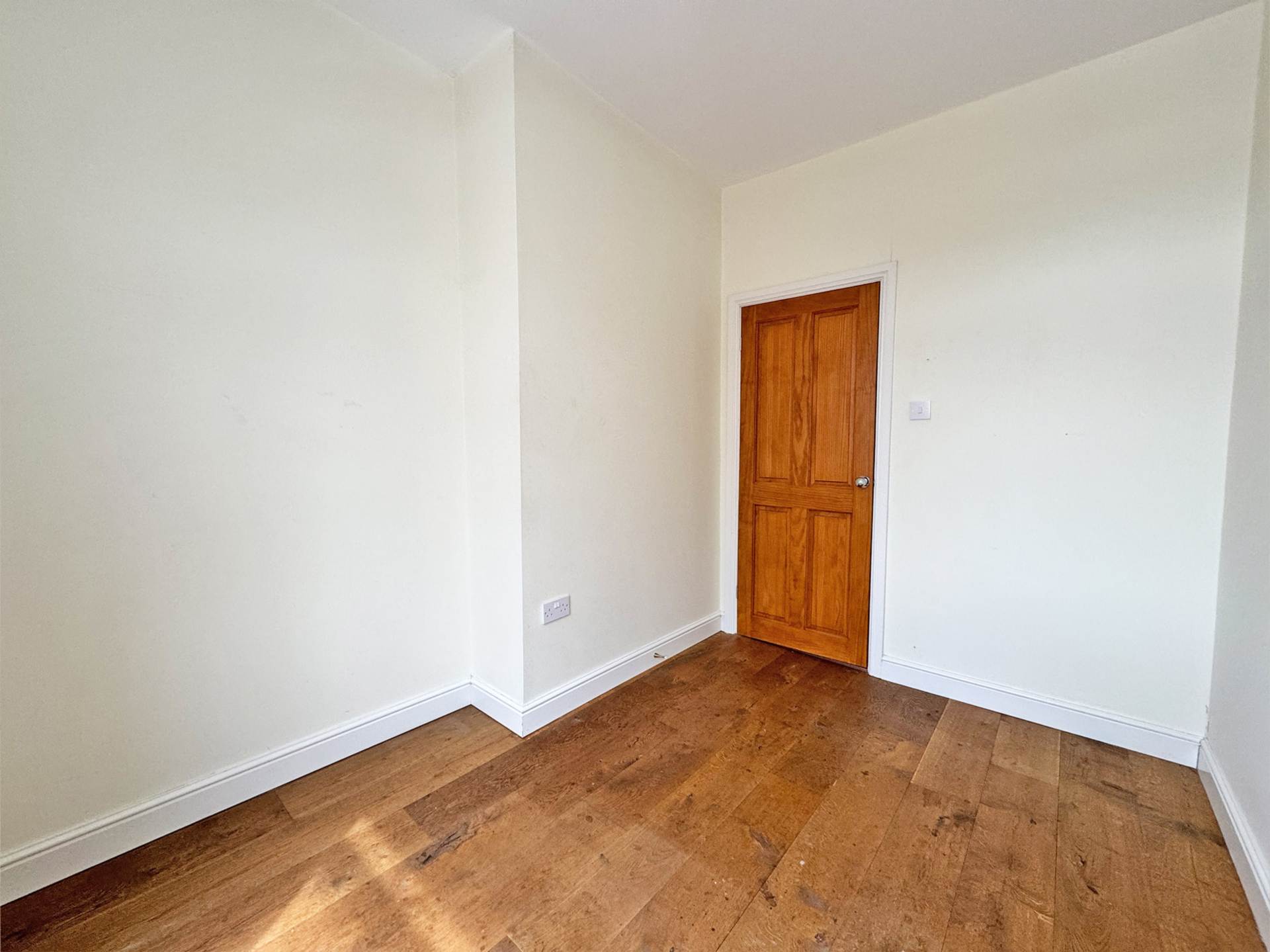 Buckstones Road, Shaw, Image 12