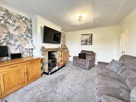 Surrey Avenue, High Crompton, Image 3
