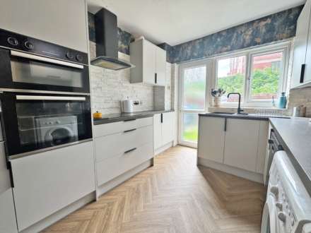 Fir Lane, Royton, Image 6