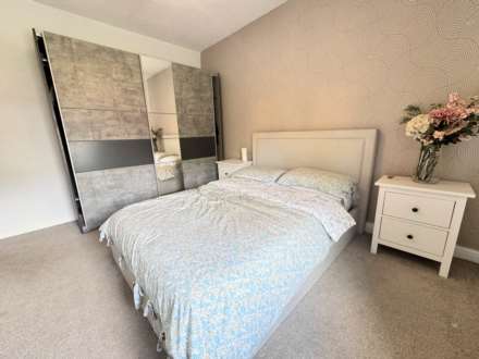 Thornham Lane, Royton, Image 10