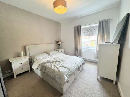 Thornham Lane, Royton, Image 9