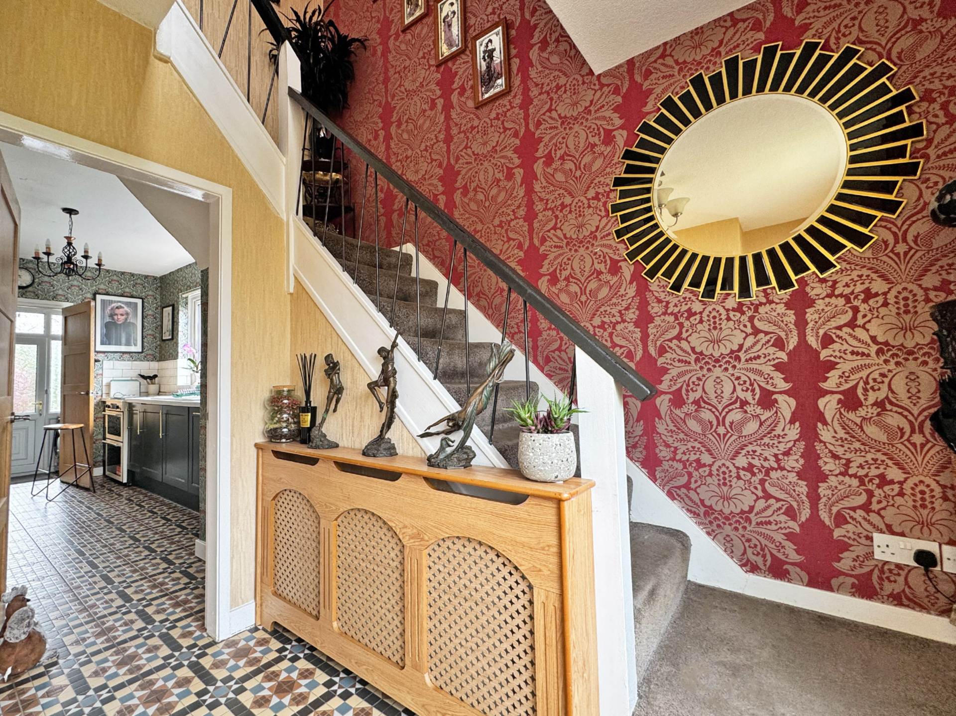 Edward Road, Shaw, Image 2