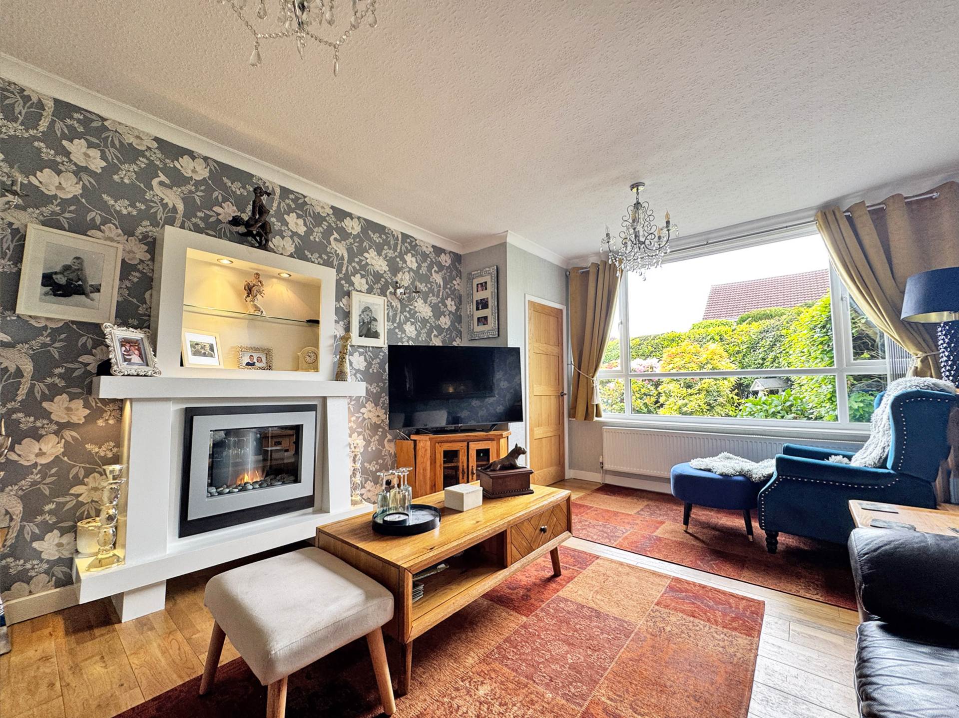 Edward Road, Shaw, Image 3